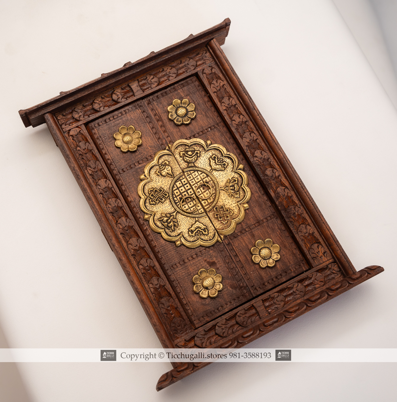 Open astamagal Flower Door 12"